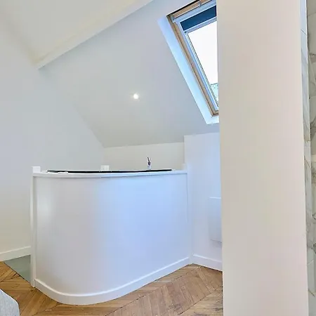 Exceptional Double House With Jacuzzi *